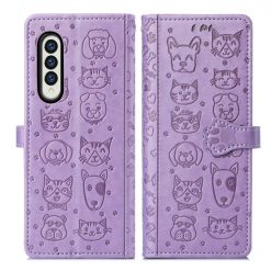 Kryty na mobil | Peňaženkové puzdro Embossing Pattern Pes a Mačka fialové – Samsung Galaxy Z Fold 3 | Kryty na mobil
