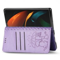 Kryty na mobil | Peňaženkové puzdro Embossing Pattern Pes a Mačka fialové – Samsung Galaxy Z Fold 3 | Kryty na mobil