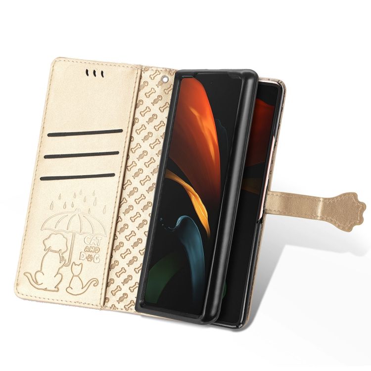 Peňaženkové puzdro Embossing Pattern Pes a Mačka zlaté – Samsung Galaxy Z Fold 3 | Kryty na mobil Kryty na mobil | Peňaženkové puzdro Embossing Pattern Pes a Mačka zlaté – Samsung Galaxy Z Fold 3 | Kryty na mobil