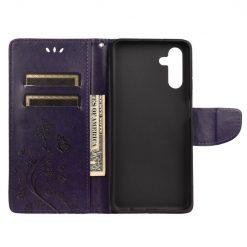 Kryty na mobil | Peňaženkové puzdro Embossing Pattern Motýľ a kvet tmavofialové – Samsung Galaxy A13 5G | Kryty na mobil
