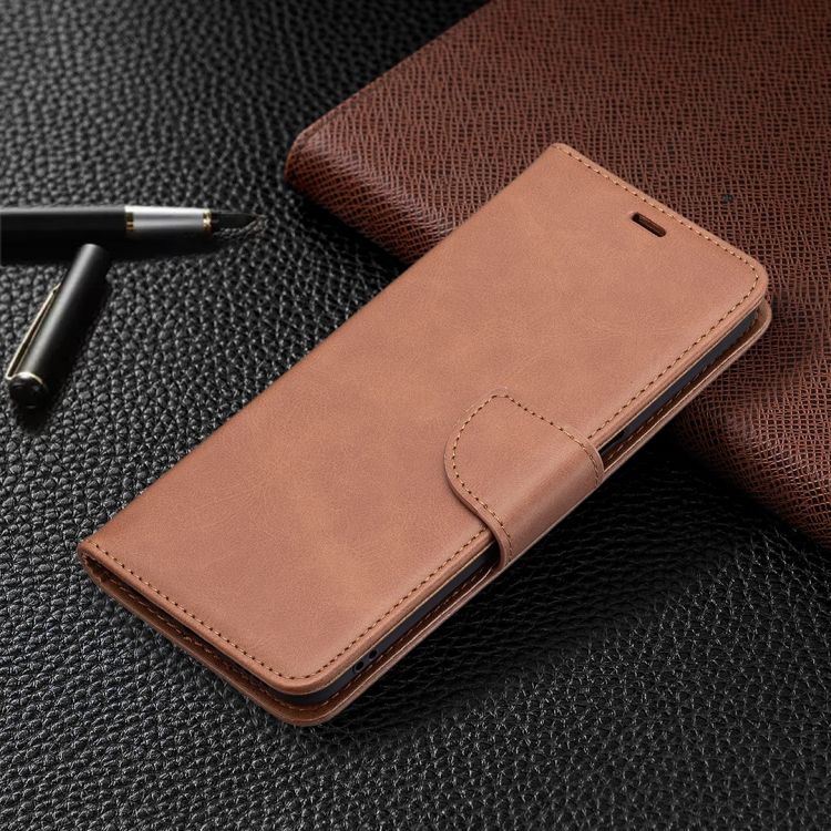 Peňaženkové puzdro Retro Lambskin hnedé – Realme 8 5G | Kryty na mobil Kryty na mobil | Peňaženkové puzdro Retro Lambskin hnedé – Realme 8 5G | Kryty na mobil