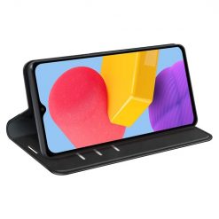 Kryty na mobil | Peňaženkové puzdro Posh magnetic case čierne – Samsung Galaxy M13 | Kryty na mobil