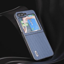 Kryt Abeel Carbon Fiber modrý – Samsung Galaxy Z Flip 5 | Kryty na mobil Kryty na mobil | Kryt Abeel Carbon Fiber modrý – Samsung Galaxy Z Flip 5 | Kryty na mobil