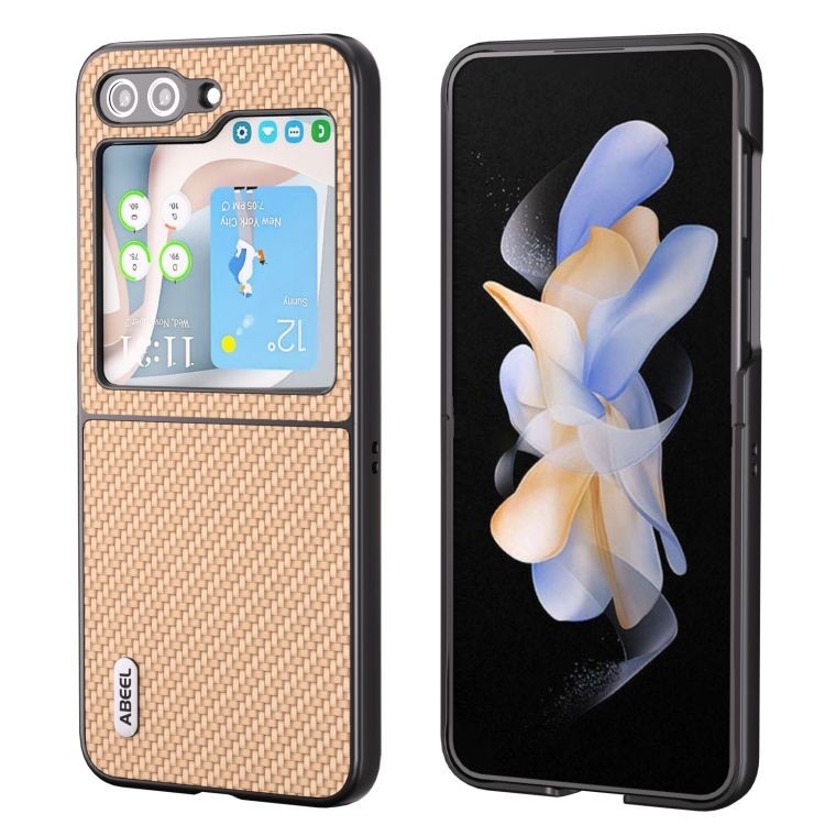 Kryt Abeel Carbon Fiber zlatý – Samsung Galaxy Z Flip 5 | Kryty na mobil Kryty na mobil | Kryt Abeel Carbon Fiber zlatý – Samsung Galaxy Z Flip 5 | Kryty na mobil