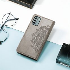 Kryty na mobil | Peňaženkové puzdro Embossing Pattern Mandala Flower sivé – Nokia G22 | Kryty na mobil
