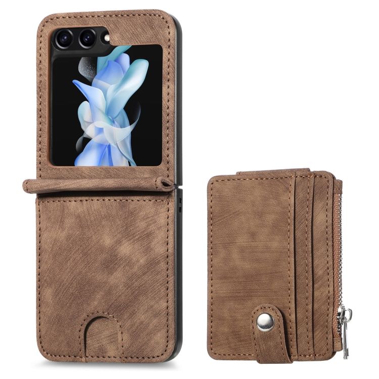 Peňaženkové puzdro Zipper Wallet hnedé – Samsung Galaxy Z Flip 5 | Kryty na mobil Kryty na mobil | Peňaženkové puzdro Zipper Wallet hnedé – Samsung Galaxy Z Flip 5 | Kryty na mobil