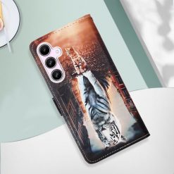 Knižkové puzdro Trendy Cross case Mačka a tiger – Samsung Galaxy A35 5G | Kryty na mobil Kryty na mobil | Knižkové puzdro Trendy Cross case Mačka a tiger – Samsung Galaxy A35 5G | Kryty na mobil