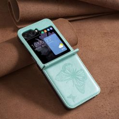 Kryty na mobil | Puzdro Embossing Pattern Motýľ zelené – Samsung Galaxy Z Flip 6 / Z Flip 7 FE | Kryty na mobil