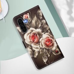 Kryty na mobil | Knižkové puzdro Trendy Cross case Ruže na čiernom – Samsung Galaxy A56 | Kryty na mobil