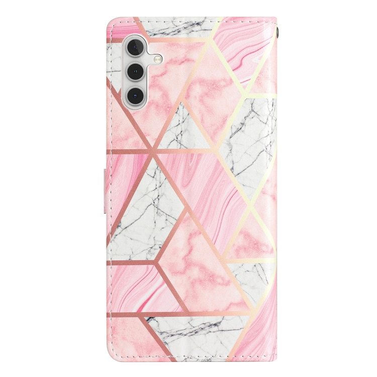 Knižkové puzdro Trendy Cross case Ružový mramor – Samsung Galaxy A26 | Kryty na mobil Kryty na mobil | Knižkové puzdro Trendy Cross case Ružový mramor – Samsung Galaxy A26 | Kryty na mobil