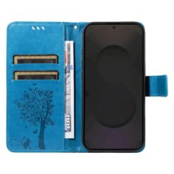 Kryty na mobil | Peňaženkové puzdro Embossing Pattern Strom a mačka modré – Samsung Galaxy S25 FE | Kryty na mobil